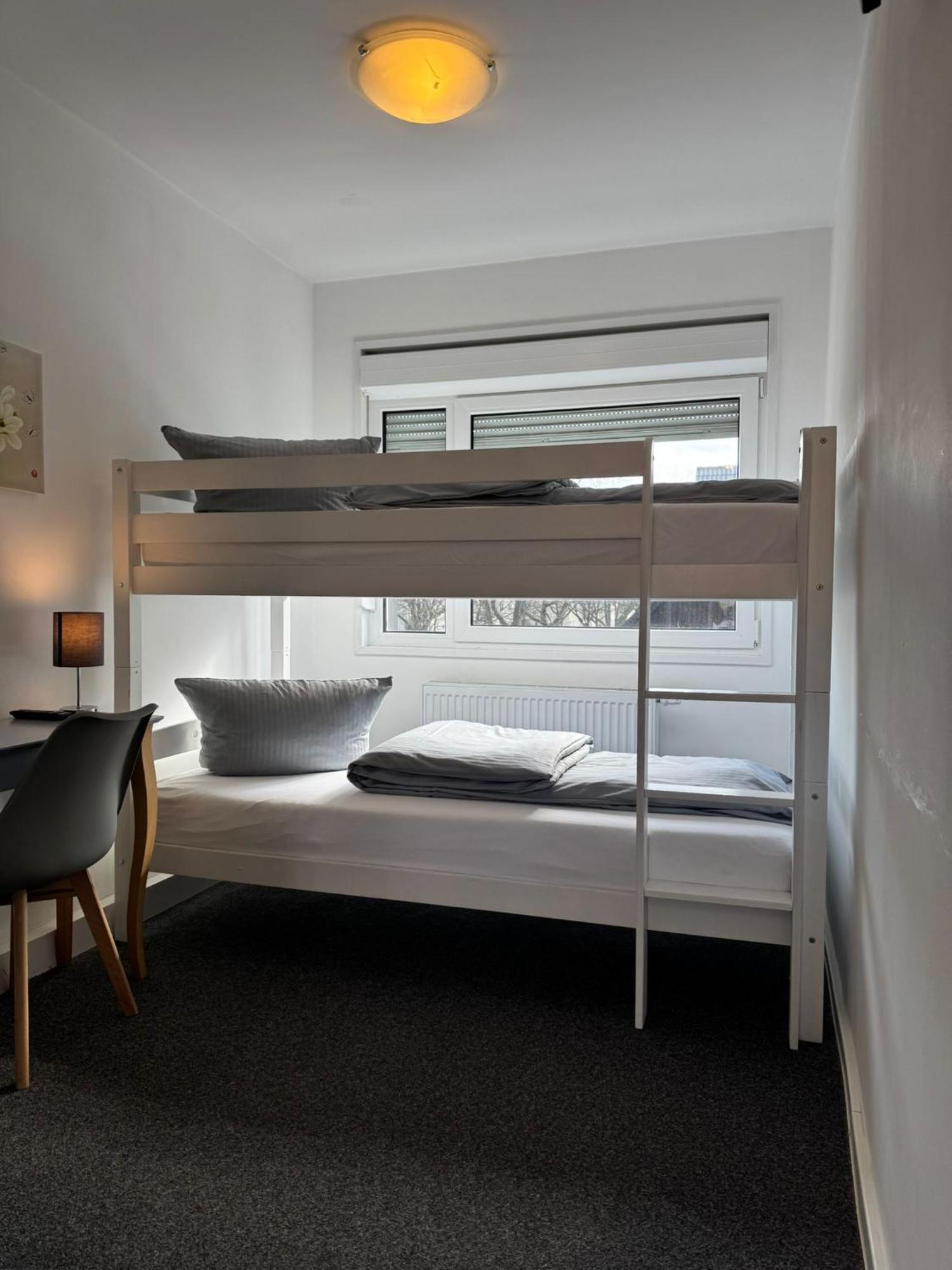 Motel Home Berlin — Photos 2
